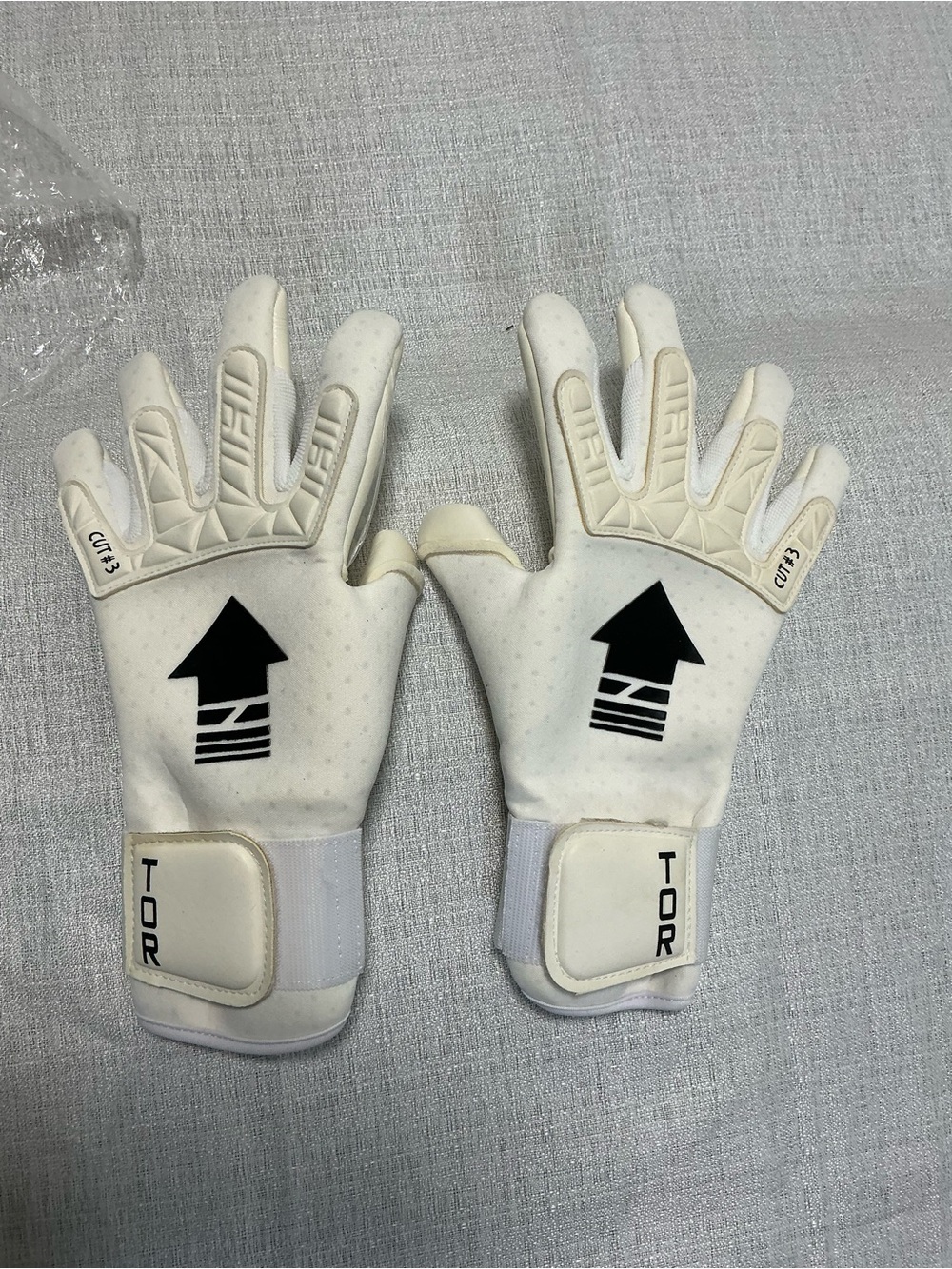 One Glove T100 TOR Cut 3 Goalkeeper Gloves white black soccer goalie